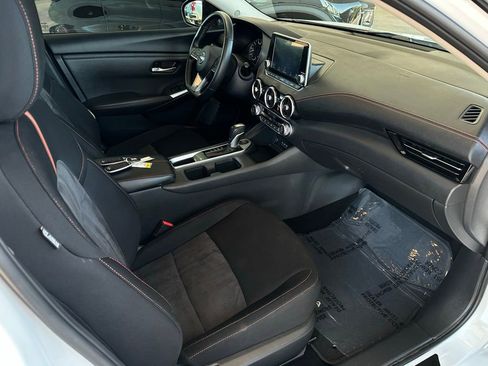Used 2024 Nissan Sentra SR w/ Lighting Package FWD image 16