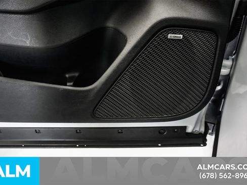 Used 2025 Mitsubishi Outlander SE FWD image 49