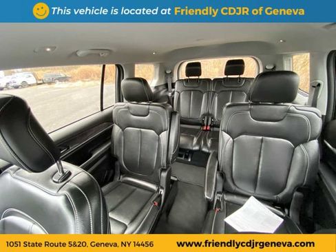 Used 2023 Jeep Grand Cherokee L Limited w/ Black Appearance Package image 11