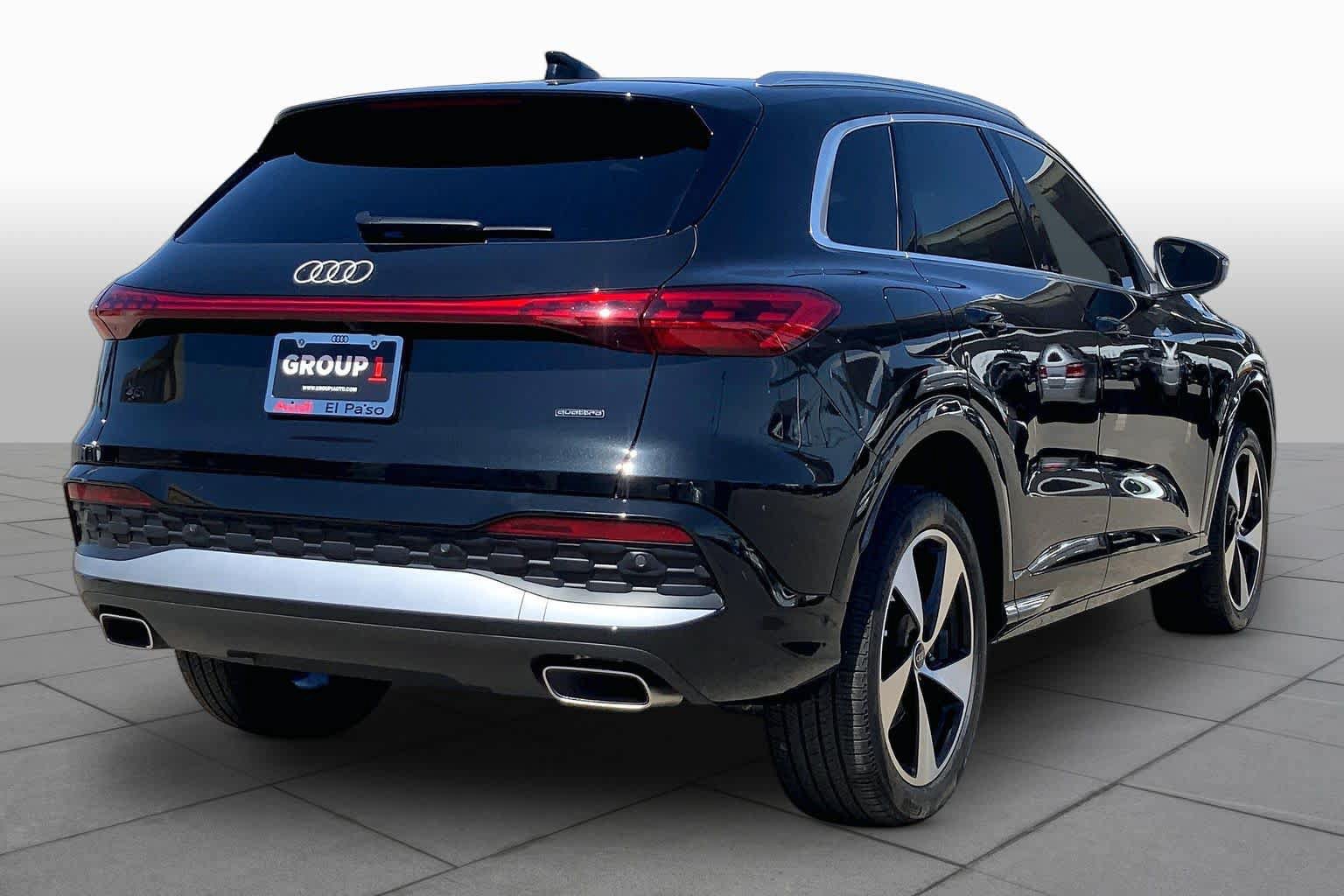 Certified 2025 Audi Q5 Premium Plus w/ Premium Plus AWD/4WD image 13