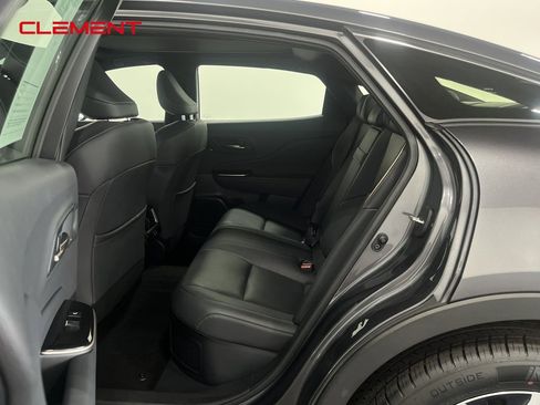 Used 2024 Toyota Crown Limited image 24