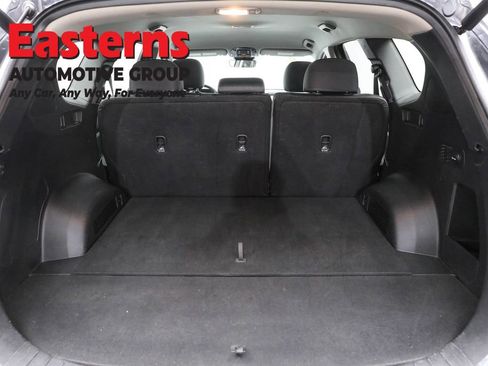 Used 2023 Hyundai Santa Fe SEL image 9