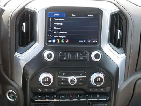 Used 2019 GMC Sierra 1500 SLT w/ SLT Premium Plus Package AWD/4WD image 10