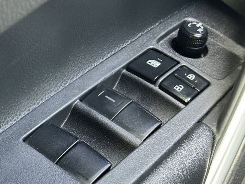 Used 2026 Toyota Corolla Cross AWD Hybrid w/ Convenience Package image 46