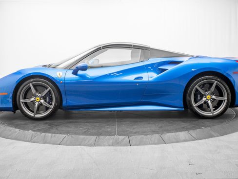 Used 2017 Ferrari 488 Spider RWD image 15