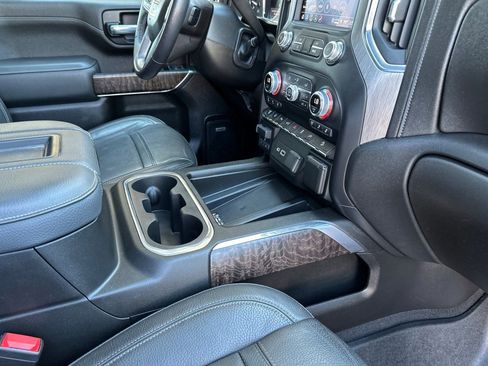 Certified 2022 GMC Sierra 2500 Denali image 16