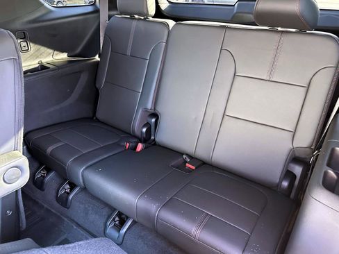 Certified 2024 Chevrolet Traverse RS w/ LPO, Floor Liner Package image 11