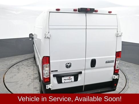 Used 2024 RAM ProMaster 2500 w/ Convenience Group image 26