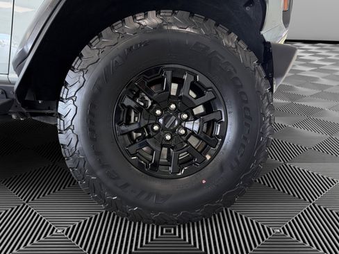 Used 2023 Ford Bronco Raptor AWD/4WD image 10