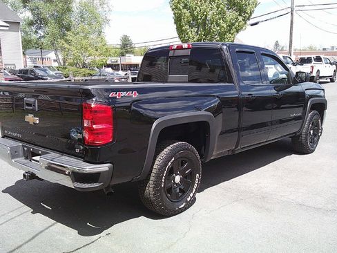 Used 2017 Chevrolet Silverado 1500 LT w/ All Star Edition AWD/4WD image 6