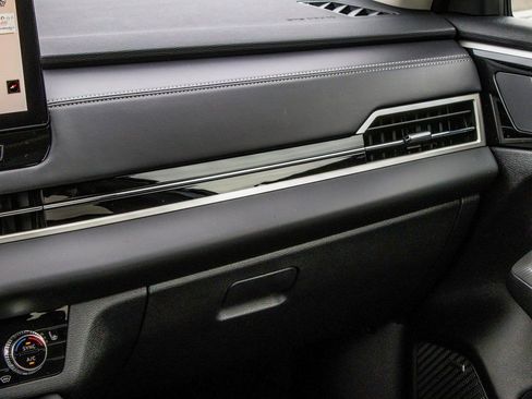 New 2026 Mitsubishi Outlander ES AWD/4WD image 17