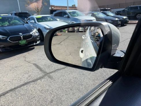 Used 2018 Jeep Compass Latitude w/ Popular Equipment Group FWD image 26
