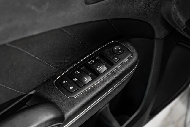 Used 2017 Dodge Charger R/T RWD image 52