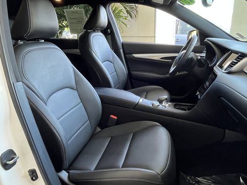 Used 2020 INFINITI QX50 Essential w/ Edition 30 Package FWD image 20