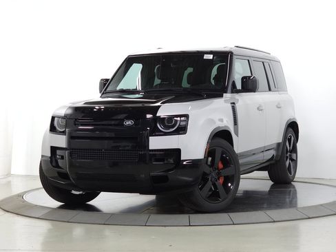 Used 2026 Land Rover Defender 110 X AWD/4WD image 1
