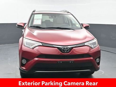 Used 2018 Toyota RAV4 Limited image 11