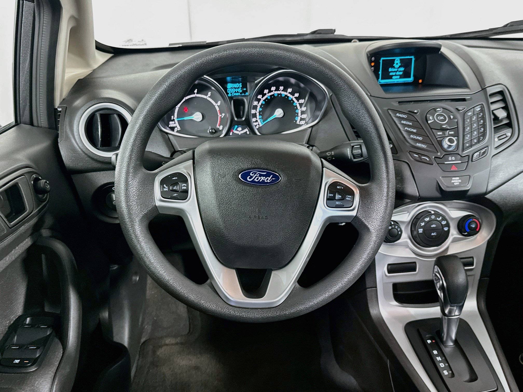 Used 2017 Ford Fiesta SE FWD image 17