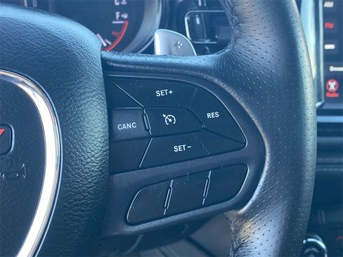 Used 2022 Dodge Durango GT image 25