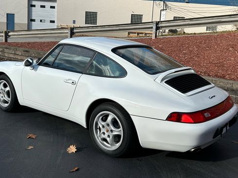 Used 1995 Porsche 911 Carrera image 3