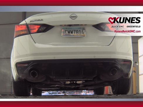 Used 2024 Nissan Altima 2.5 SR image 24