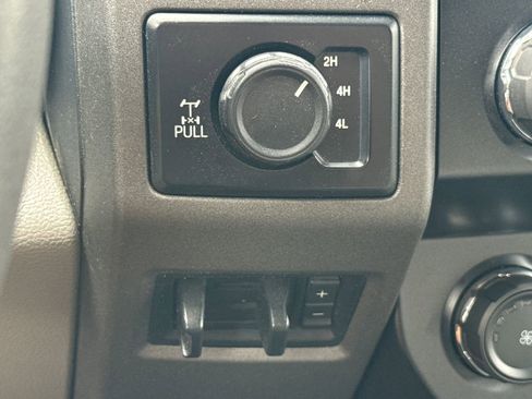 Certified 2022 Ford F250 XL w/ STX Appearance Package image 22