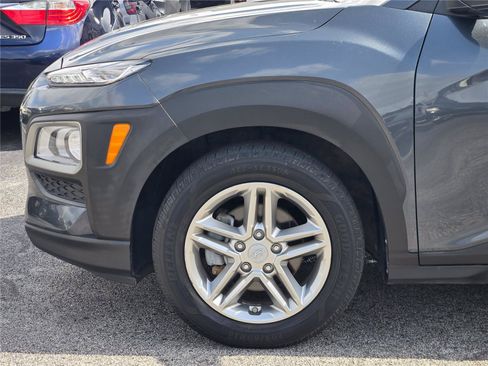 Used 2021 Hyundai Kona SE w/ Cargo Package FWD image 9