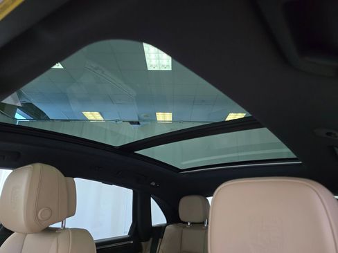 New 2025 Porsche Macan image 31