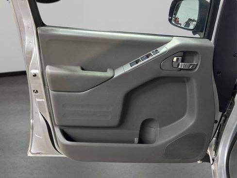 Used 2016 Nissan Frontier SV w/ SV Value Truck Package image 24