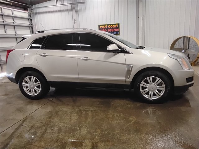 Used 2016 Cadillac SRX Luxury w/ Driver Assist Package AWD/4WD image 2