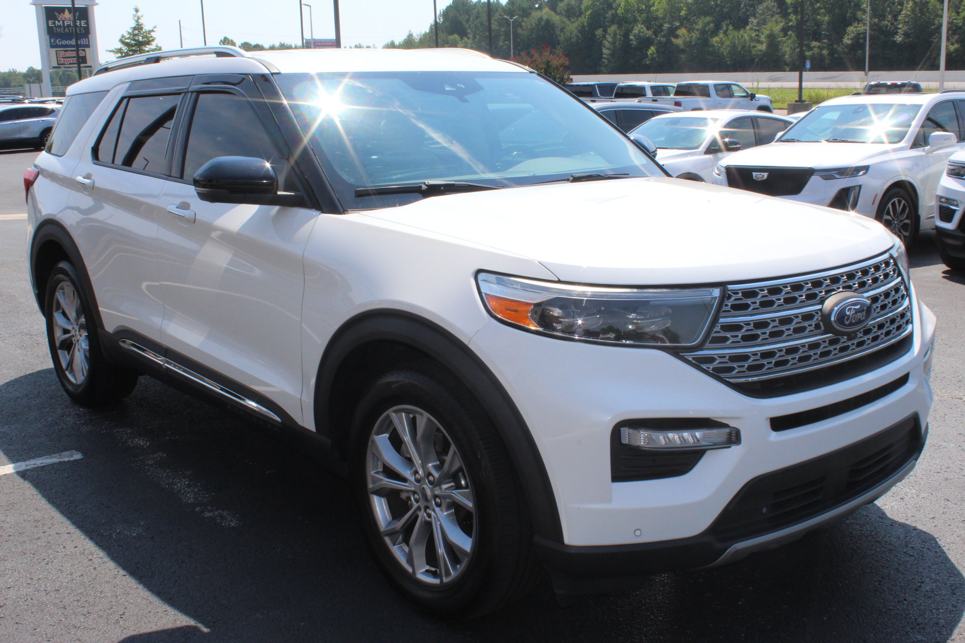 Used 2020 Ford Explorer Limited AWD/4WD image 4