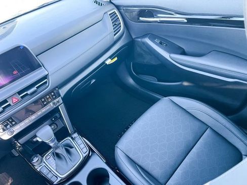 New 2026 Kia Seltos EX image 12