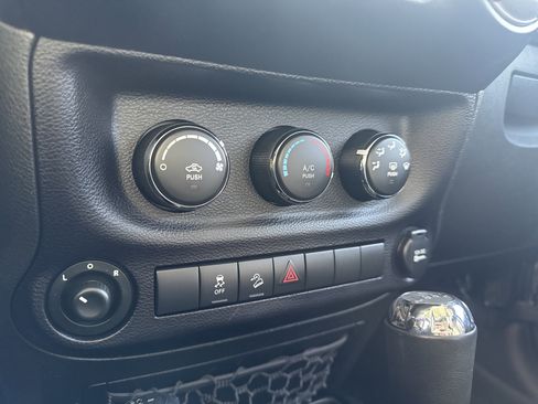 Used 2014 Jeep Wrangler Sport w/ Quick Order Package 24S image 20