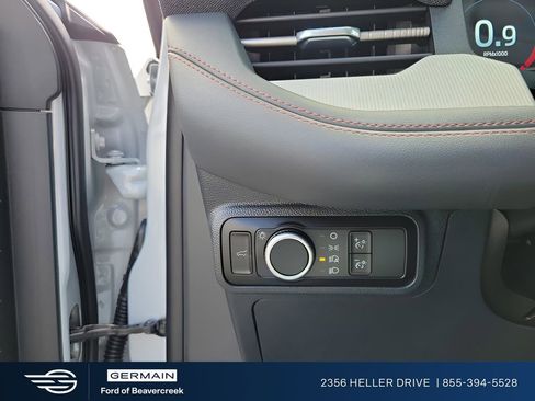 New 2026 Ford Explorer Active RWD image 15