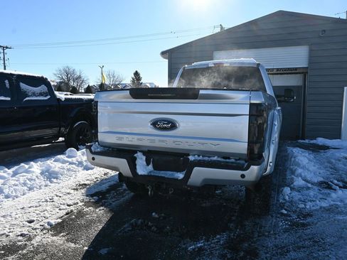 Used 2019 Ford F250 Lariat image 11