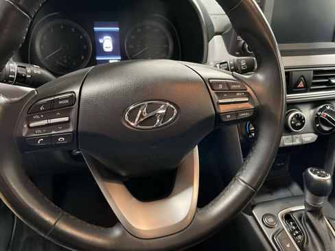 Used 2021 Hyundai Kona SEL Plus FWD image 17