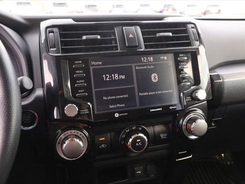 Certified 2024 Toyota 4Runner TRD Off-Road image 15