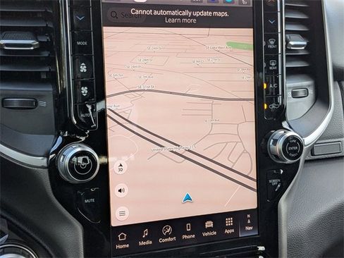 New 2026 RAM 1500 4x4 Crew Cab image 21