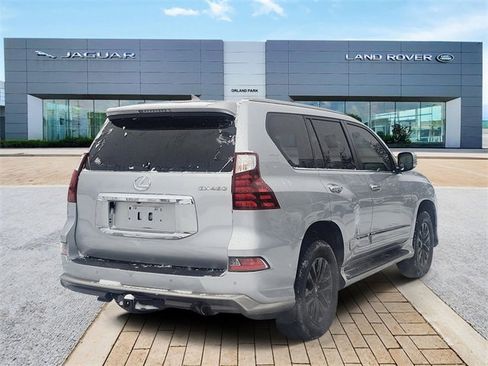 Used 2017 Lexus GX 460 Premium image 5