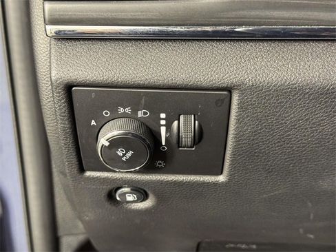 Used 2020 Jeep Grand Cherokee Limited image 20