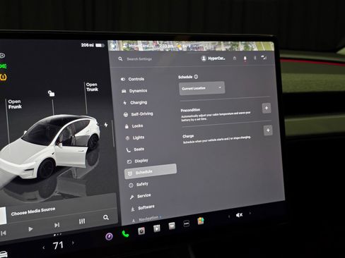 Used 2026 Tesla Model Y Long Range image 58