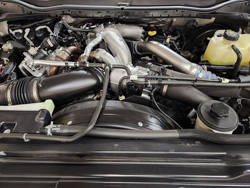 Used 2022 Ford F250 Platinum w/ Tremor Off-Road Package image 52