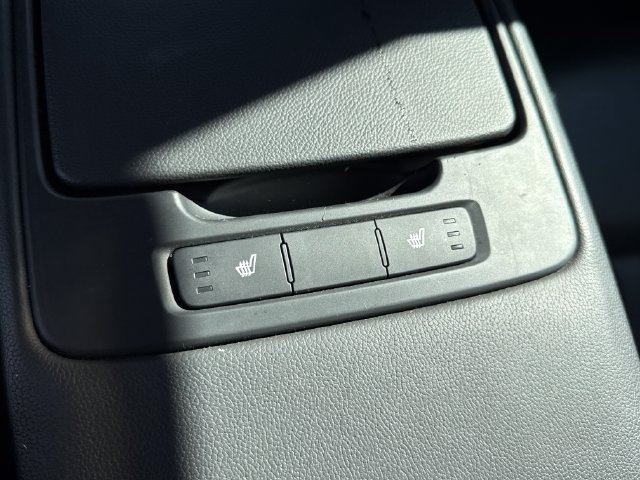 Used 2017 Genesis G80 3.8 AWD/4WD image 23