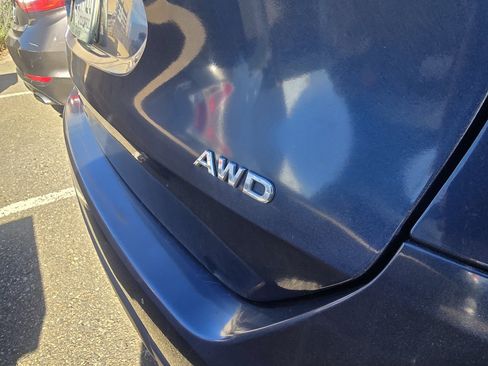 Used 2016 Nissan Rogue S AWD/4WD image 18