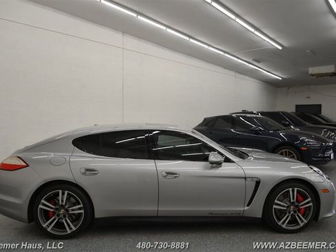 Used 2013 Porsche Panamera GTS image 8