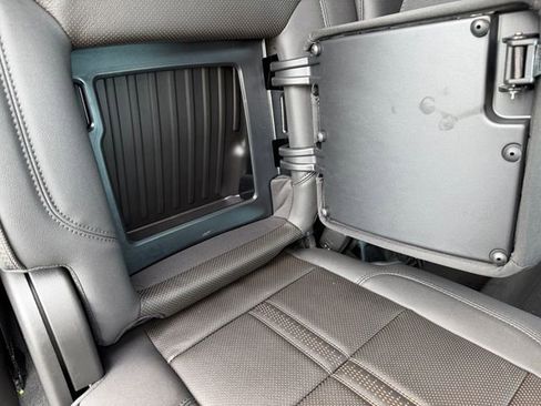 New 2026 Chevrolet Silverado 1500 High Country w/ Technology Package AWD/4WD image 40