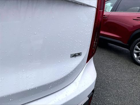 Used 2025 Kia Telluride S image 30