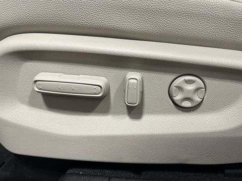 New 2026 Honda Odyssey EX-L image 13