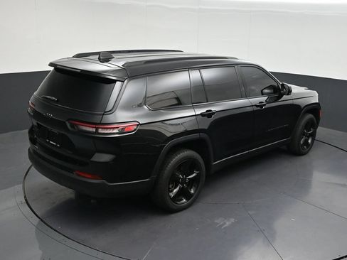 Used 2022 Jeep Grand Cherokee L Limited w/ Black Appearance Package RWD image 25