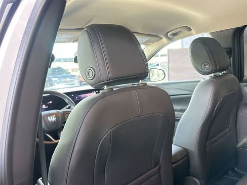 Used 2025 Buick Encore GX Preferred FWD image 23