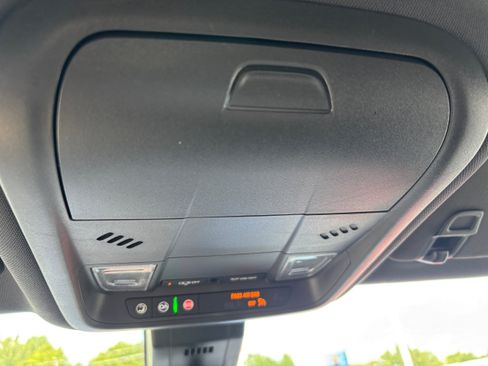 Used 2024 Chevrolet Equinox RS AWD/4WD image 21